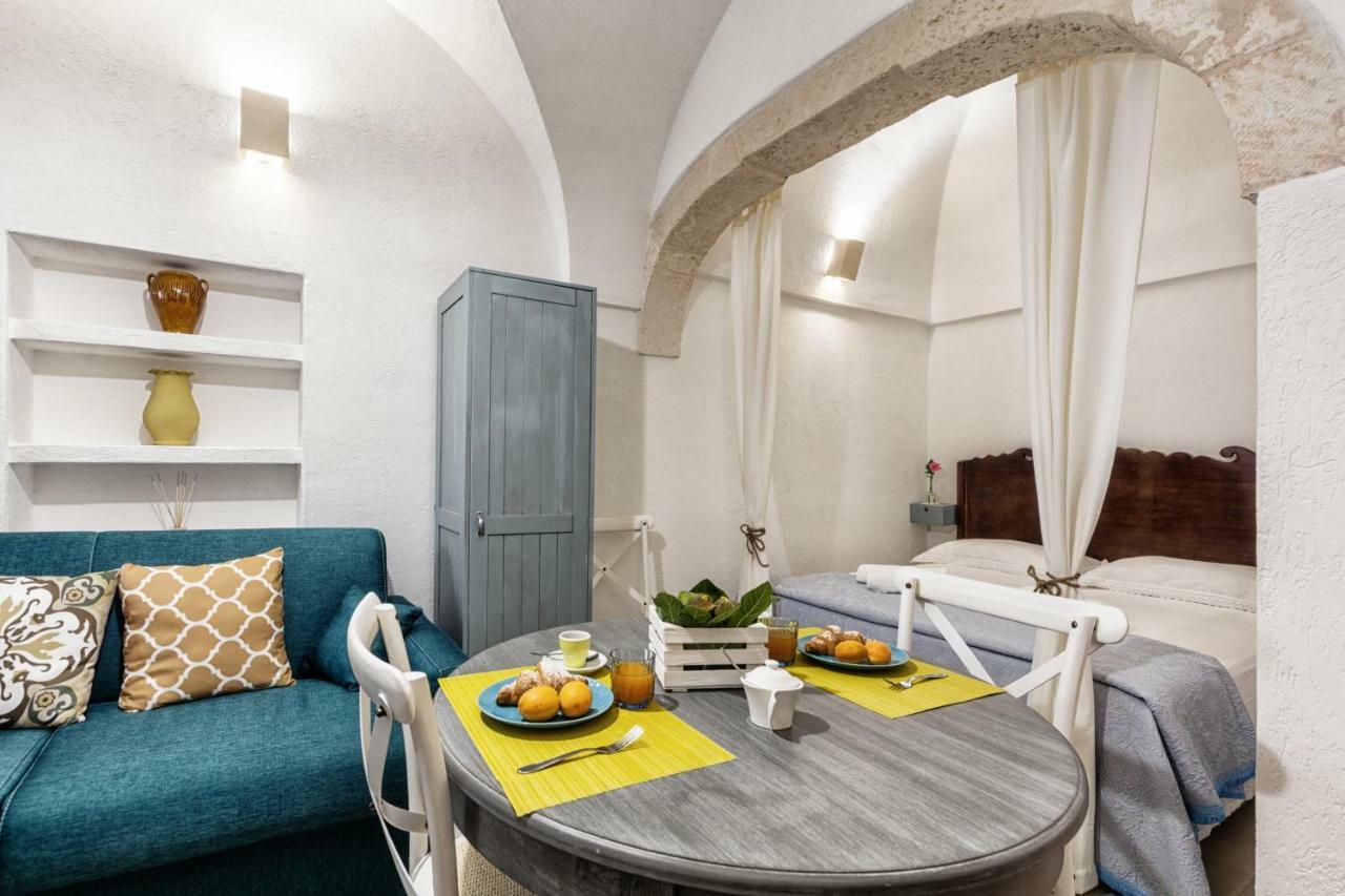 Dimora Zafferano - Guest House Ostuni Exterior photo